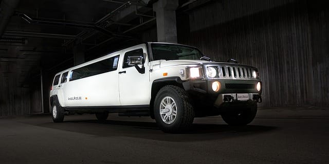 How To Choose The Best Toronto Airport Limo Service?