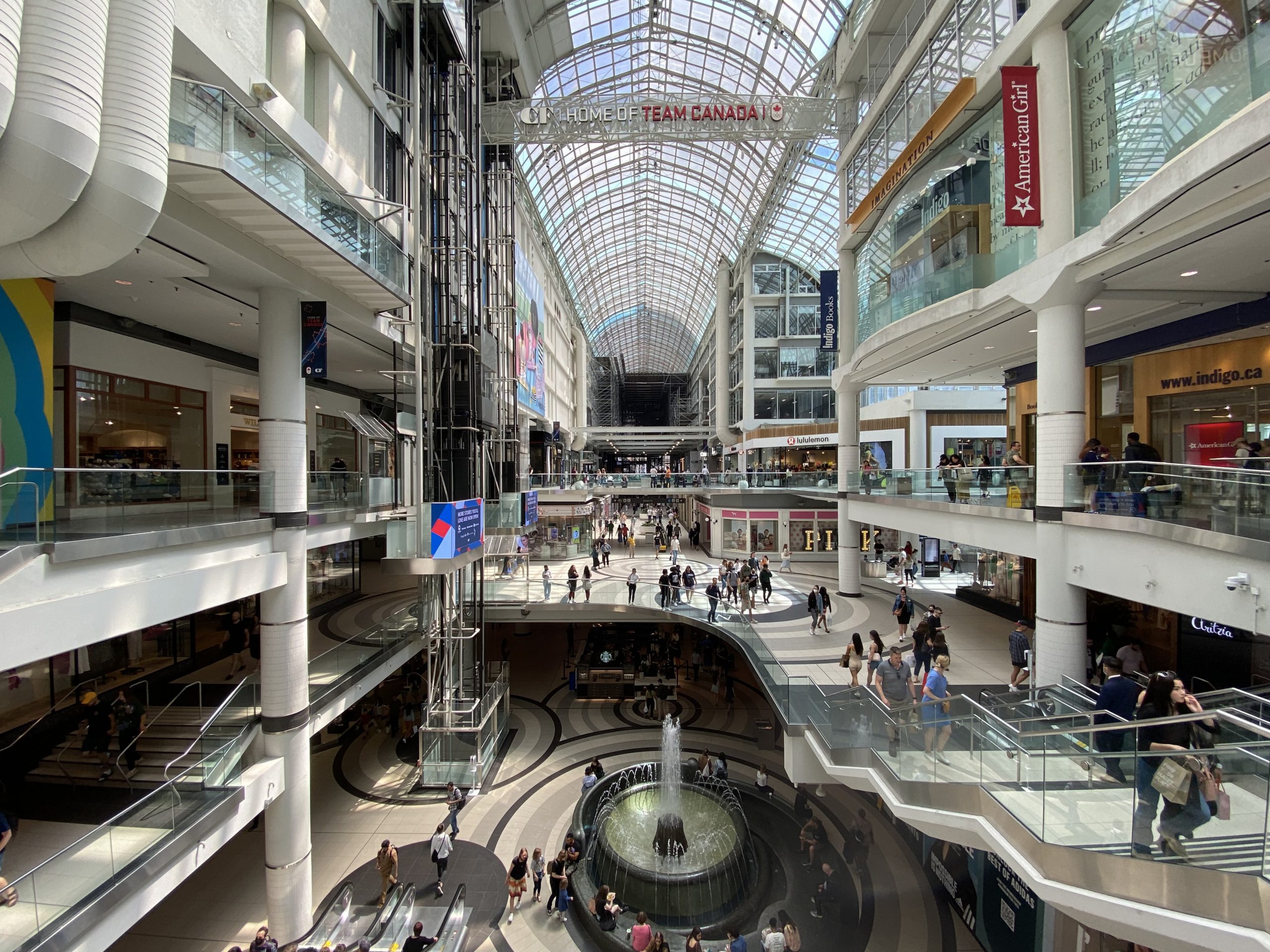 A Guide to Toronto's Best Shopping Destinations