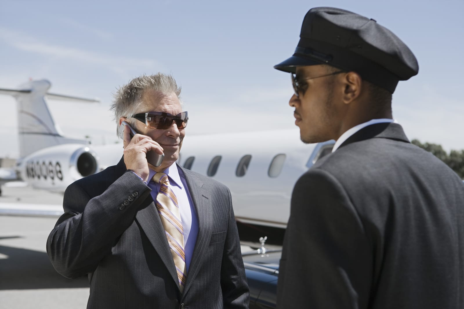 Affordable airport limo in Toronto
