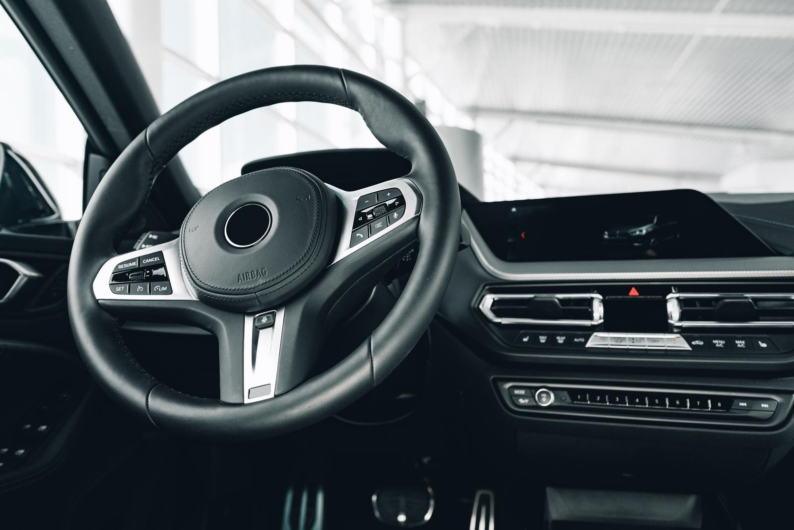 Airport limo Toronto Service