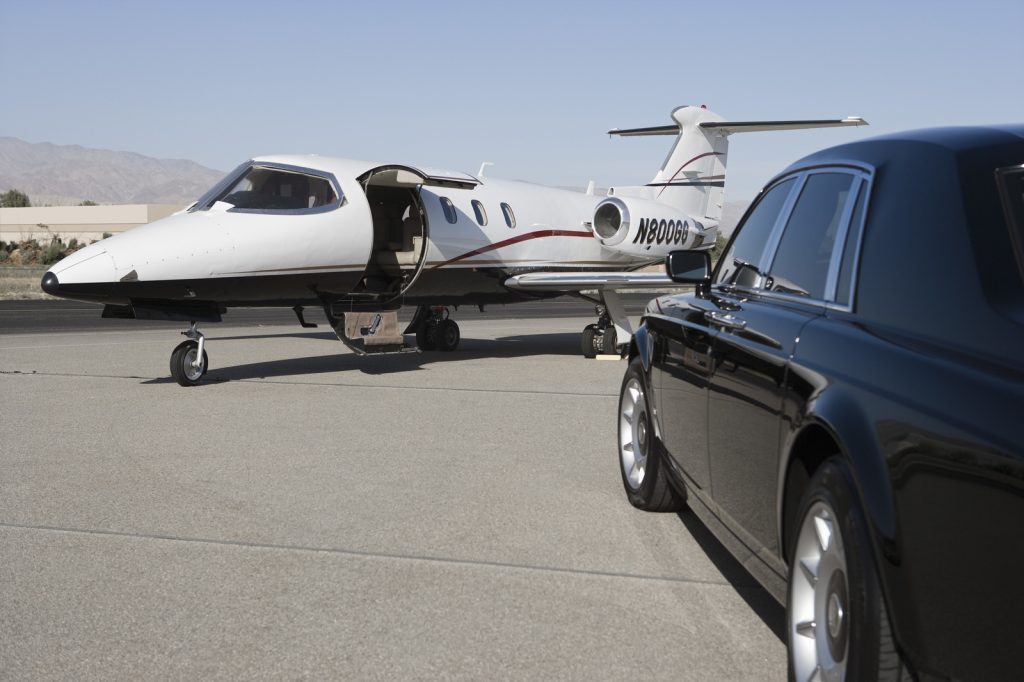 Affordable Toronto Airport Limo Flat Rate - Luxury Travel Simplified