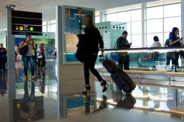 Toronto Pearson International Airport (YYZ) Transport