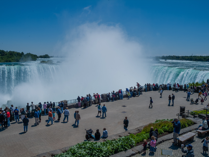 niagara falls from toronto